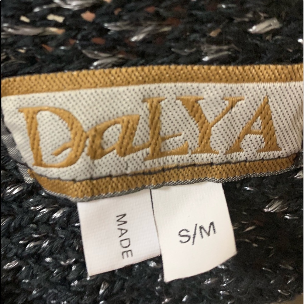 🆕 dalya - Picture 4 of 5